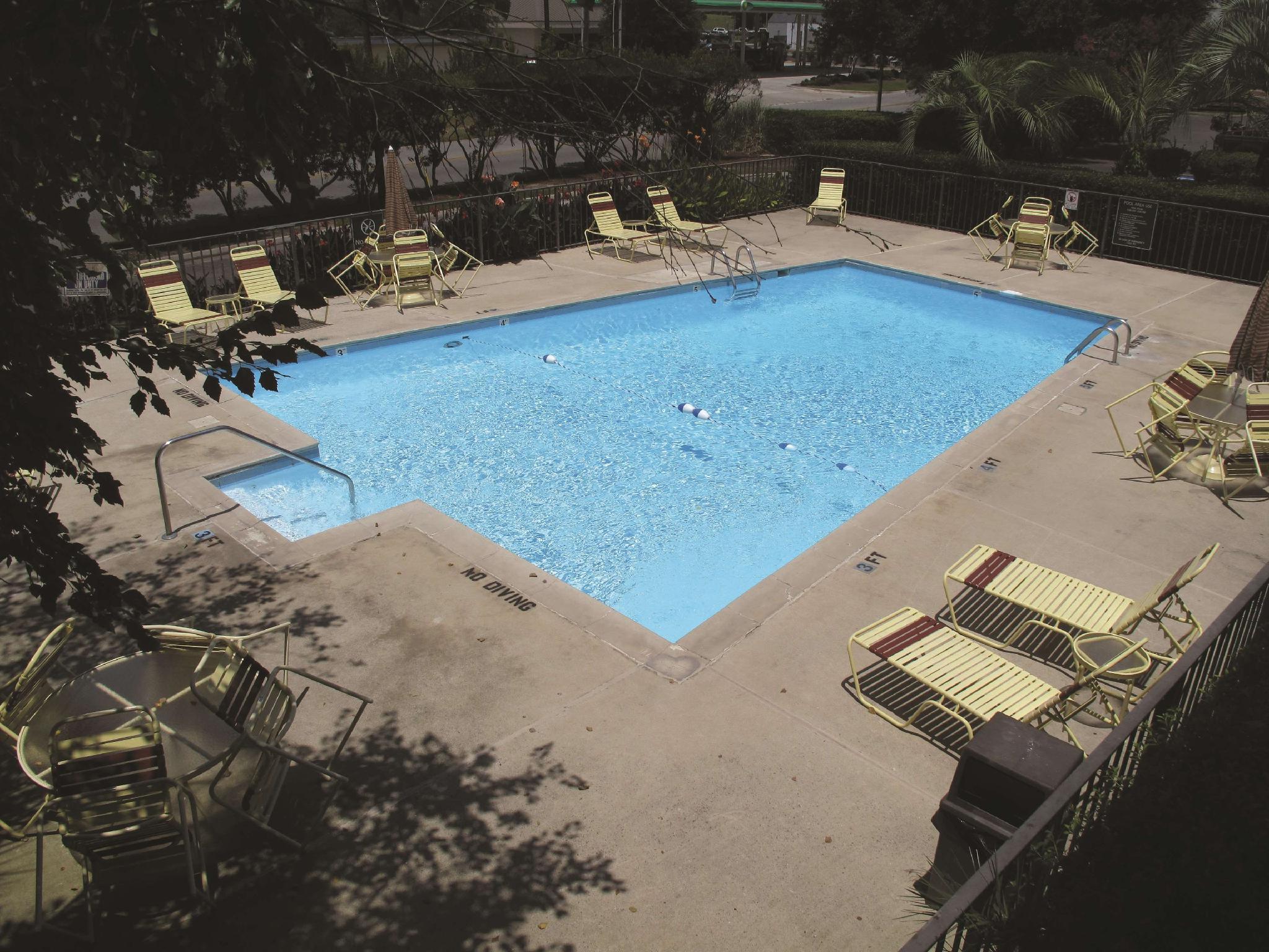 Super 8 By Wyndham ซาวานนาห์ ภายนอก รูปภาพ
